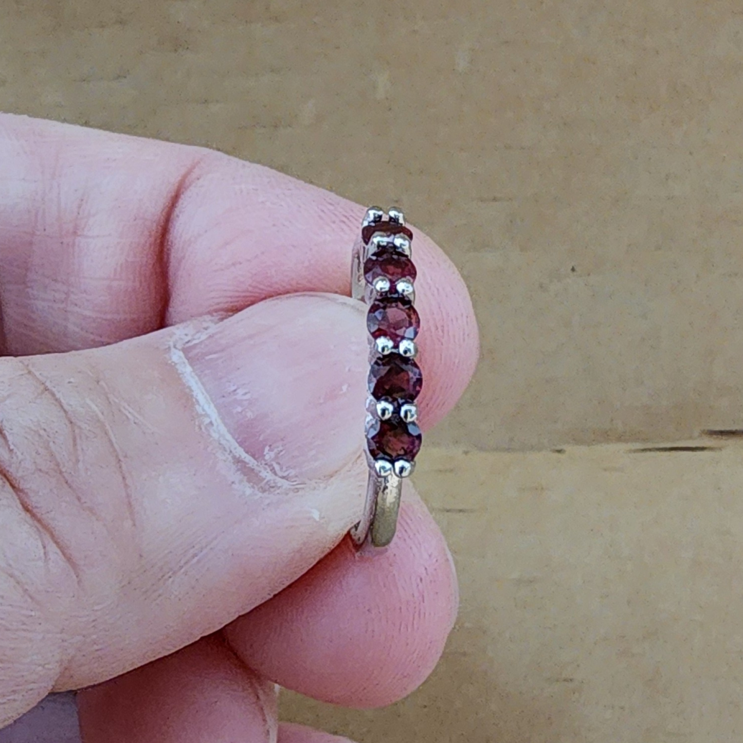 Natural Garnet Adjustable Crystal Ring – Silver Plated Wine Red Gemstone Ring | Energy Jewelry Gift for Women | Cincin Garnet Semula Jadi Boleh Laras