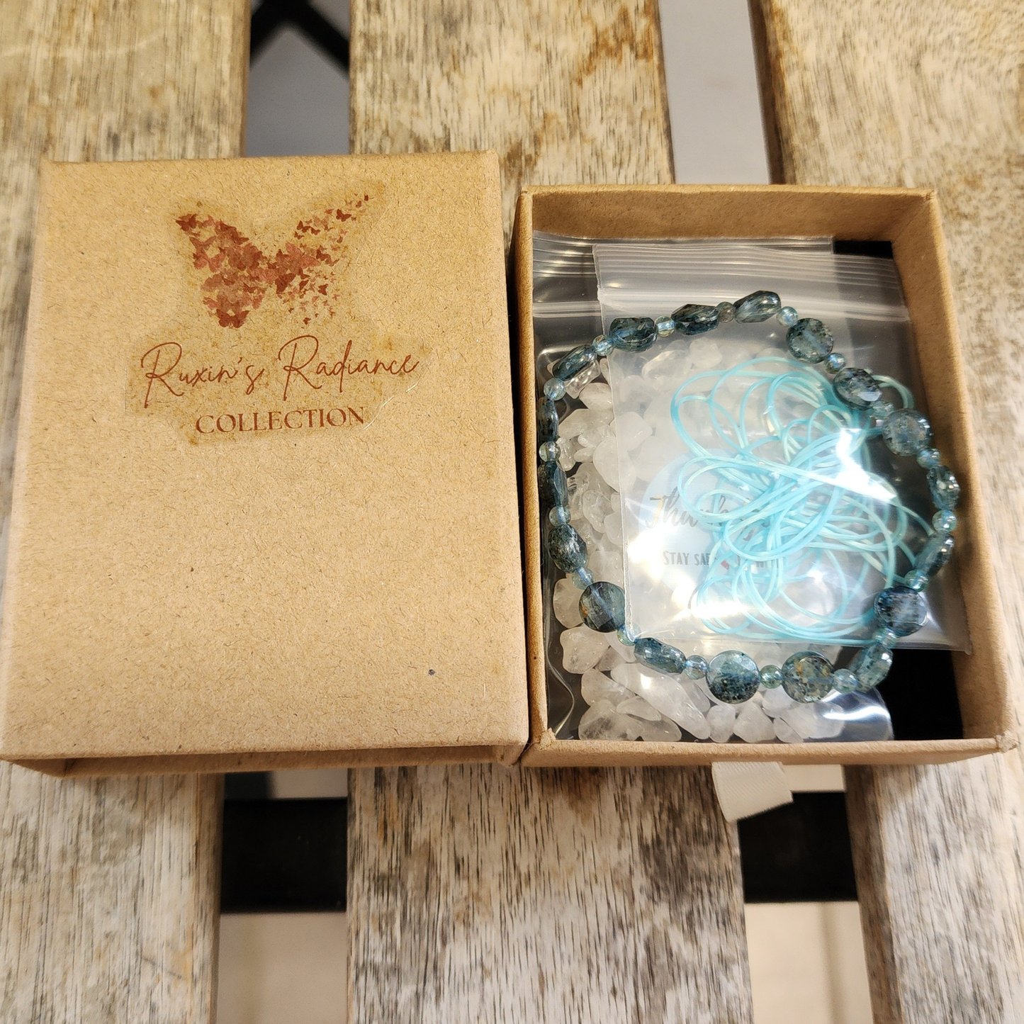 Natural Kyanite Bracelet | Blue-Green Faceted Crystal | Elastic Fit, Healing Jewelry | Gelang Kyanite Asli Biru-Hijau｜Tenaga Pemulihan｜Buatan Tangan