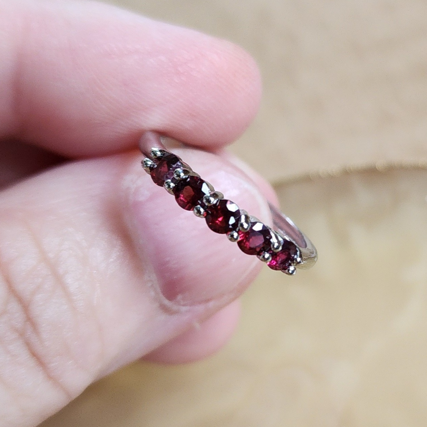 Natural Garnet Adjustable Crystal Ring – Silver Plated Wine Red Gemstone Ring | Energy Jewelry Gift for Women | Cincin Garnet Semula Jadi Boleh Laras