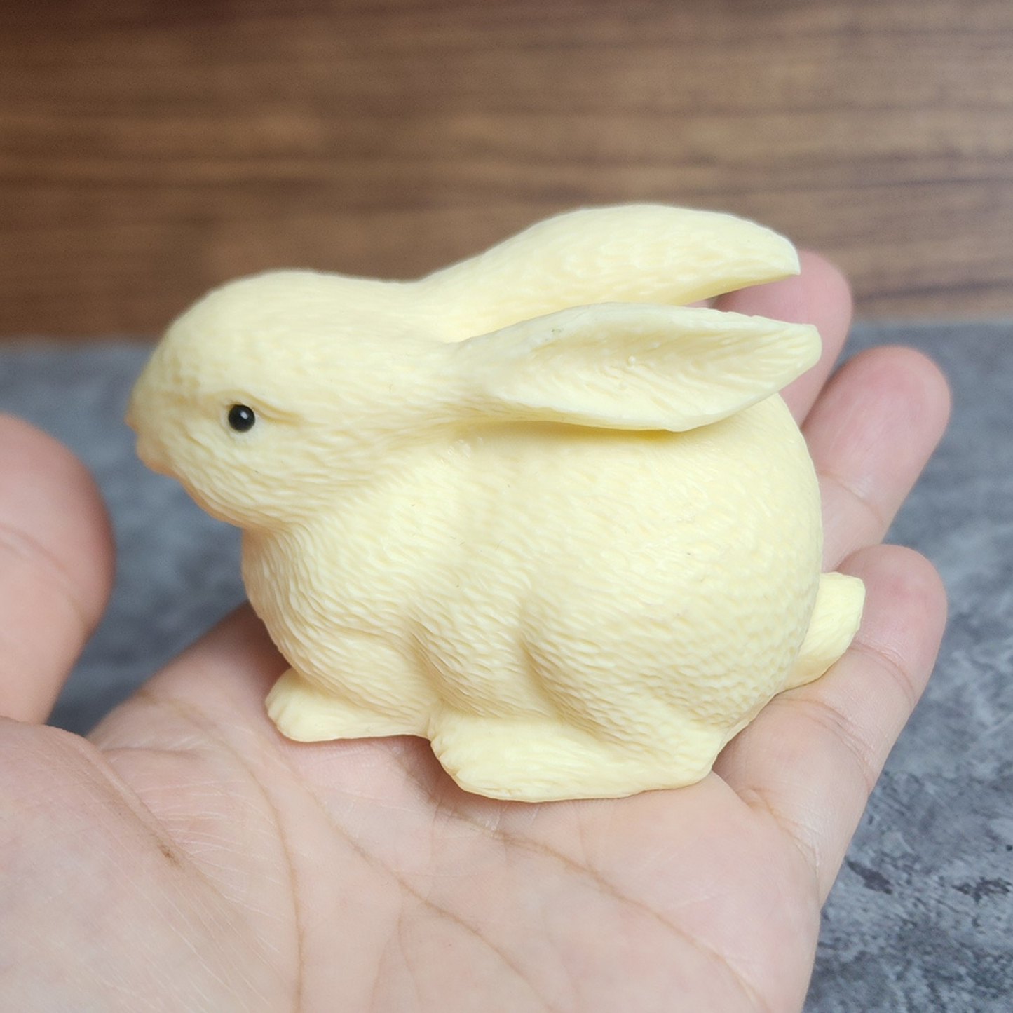 Ruxin's Radiance Collection-Natural Ivory Palm Rabbit Figurine Hand Carved Bunny Decor | Patung Arnab Ivory Palm Semula Jadi Ukiran Tangan