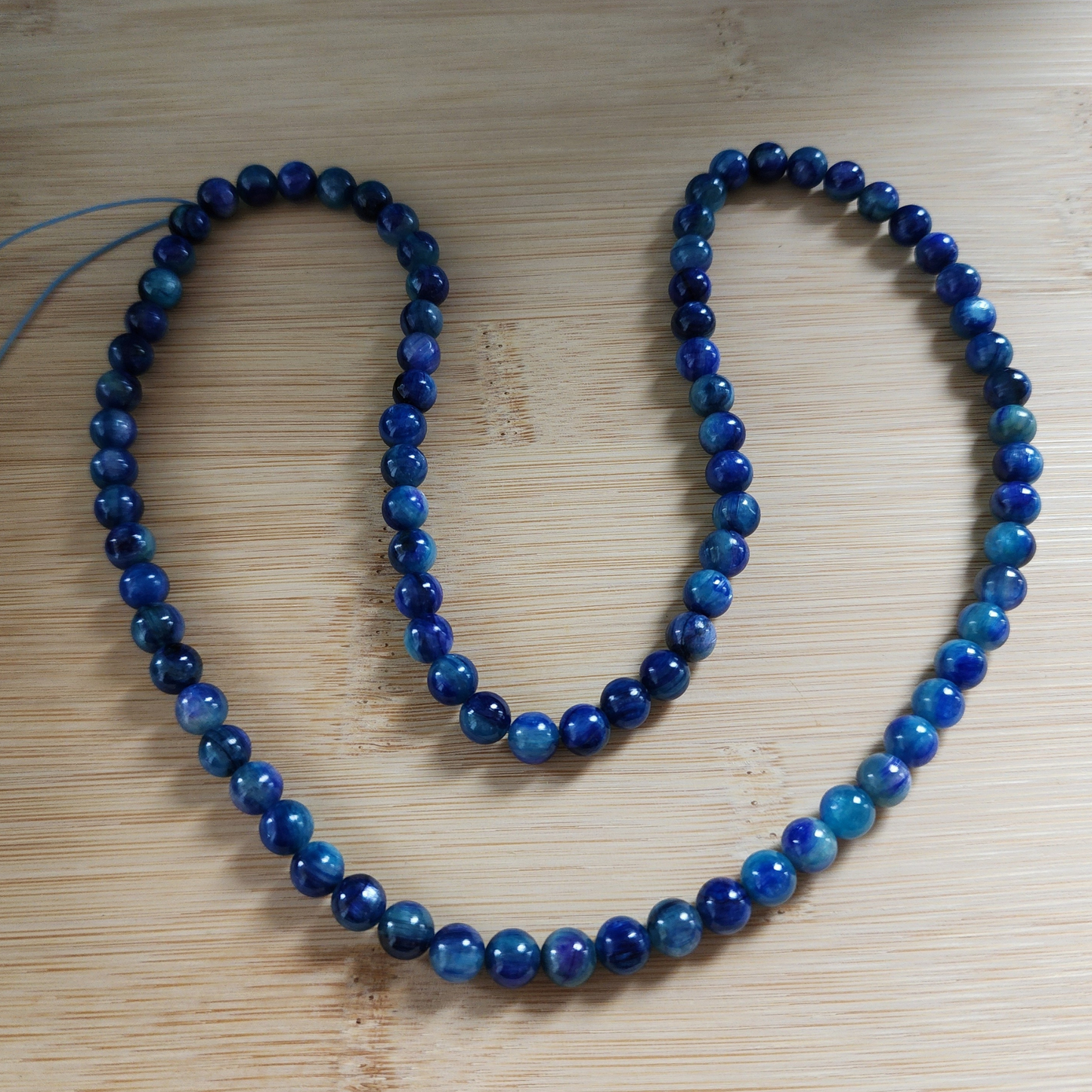 Natural Kyanite Triple-Wrap Bracelet & Necklace｜Deep Blue Crystal for Throat Chakra Balance & Energy Cleansing ‖ Gelang & Rantai Kyanite Tiga Lilitan Asli｜Kristal Biru Untuk Seimbangkan Chakra Tekak & Pembersihan Tenaga