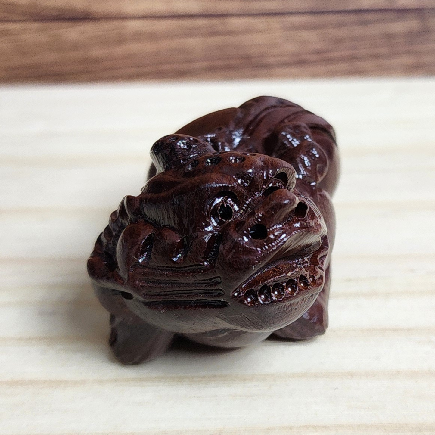 Ruxin's Radiance Collection-Hand Carved Rosewood Pixiu Feng Shui Wealth Guardian Decor | Patung Pixiu Kayu Rosewood Pembawa Rezeki Feng Shui