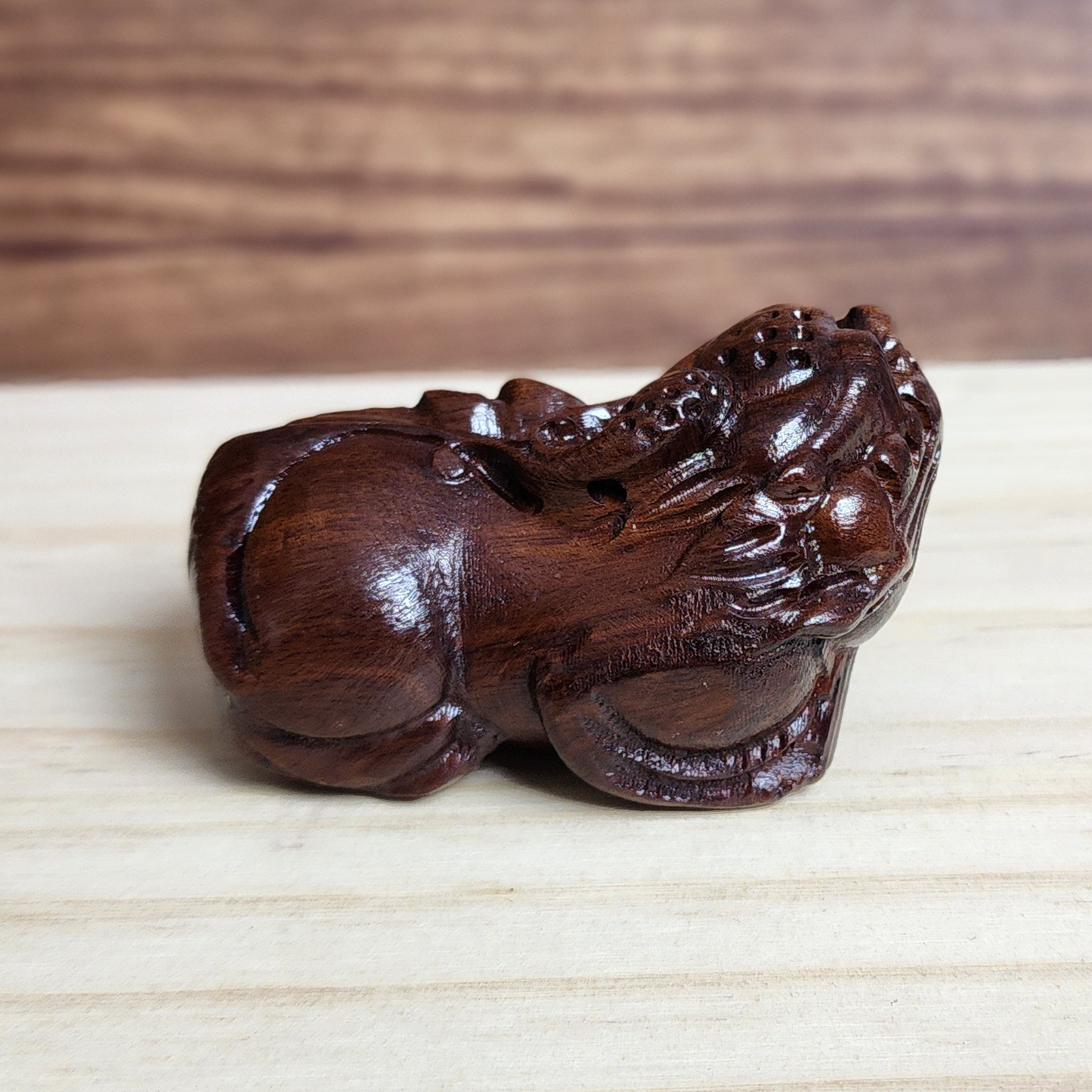 Ruxin's Radiance Collection-Hand Carved Rosewood Pixiu Feng Shui Wealth Guardian Decor | Patung Pixiu Kayu Rosewood Pembawa Rezeki Feng Shui