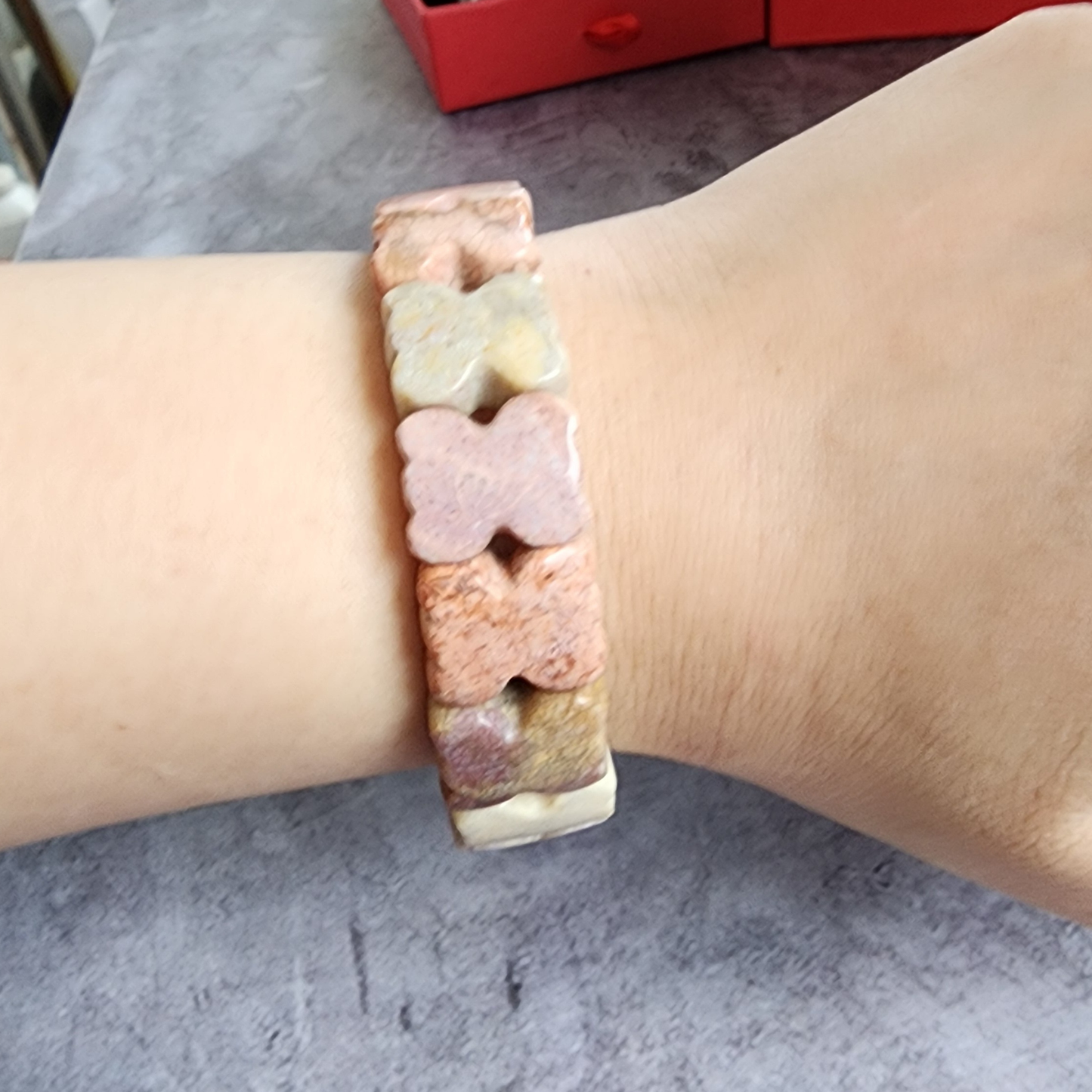 Natural Zambian Coral Jade Bracelet | Big Flower Fossil Coral Butterfly Beads | Gelang Coral Jade Asli Elegan Hadiah