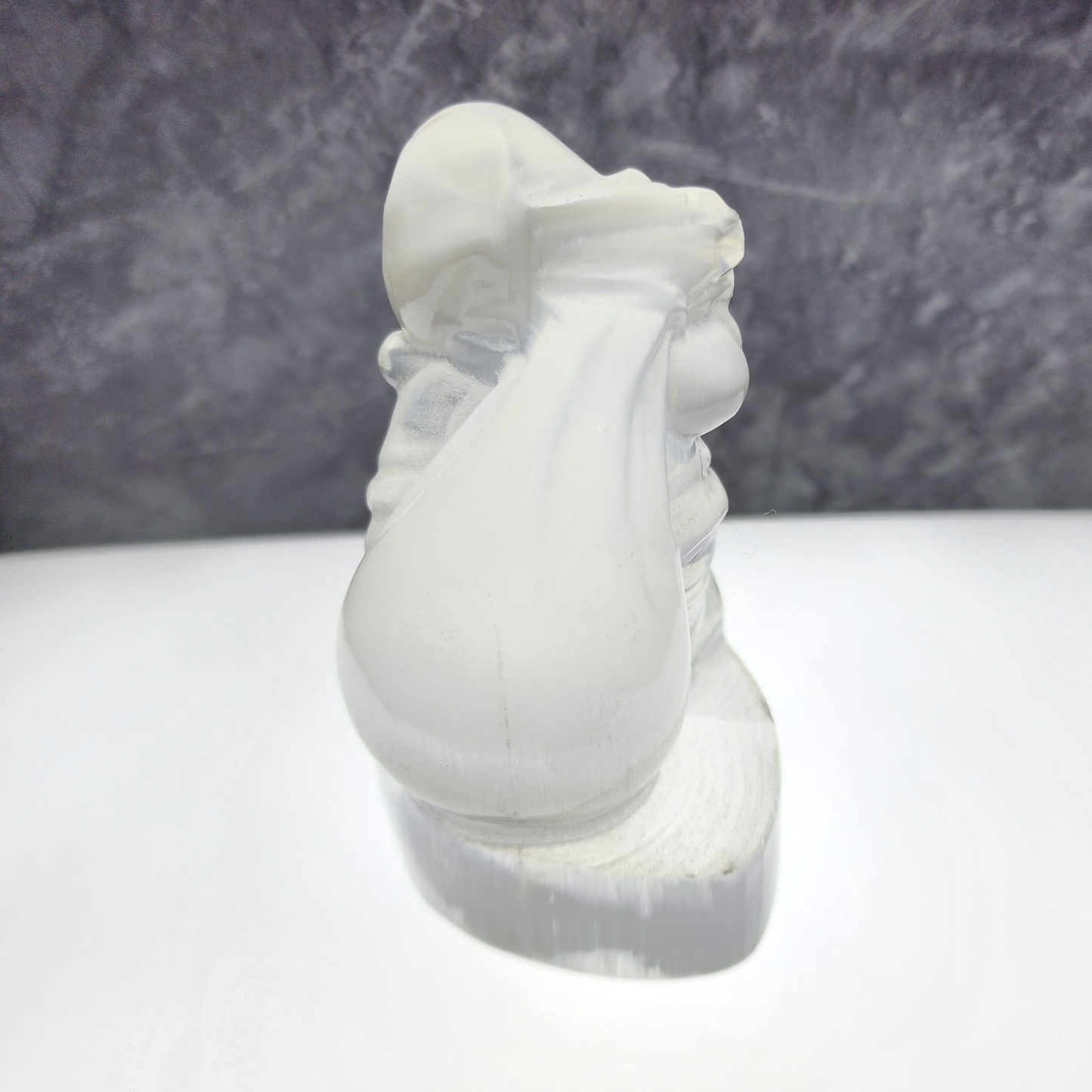 Natural Moroccan Selenite Santa Figurine | Hand-Carved Energy Cleansing Décor | Patung Santa Selenite Asli Maghribi