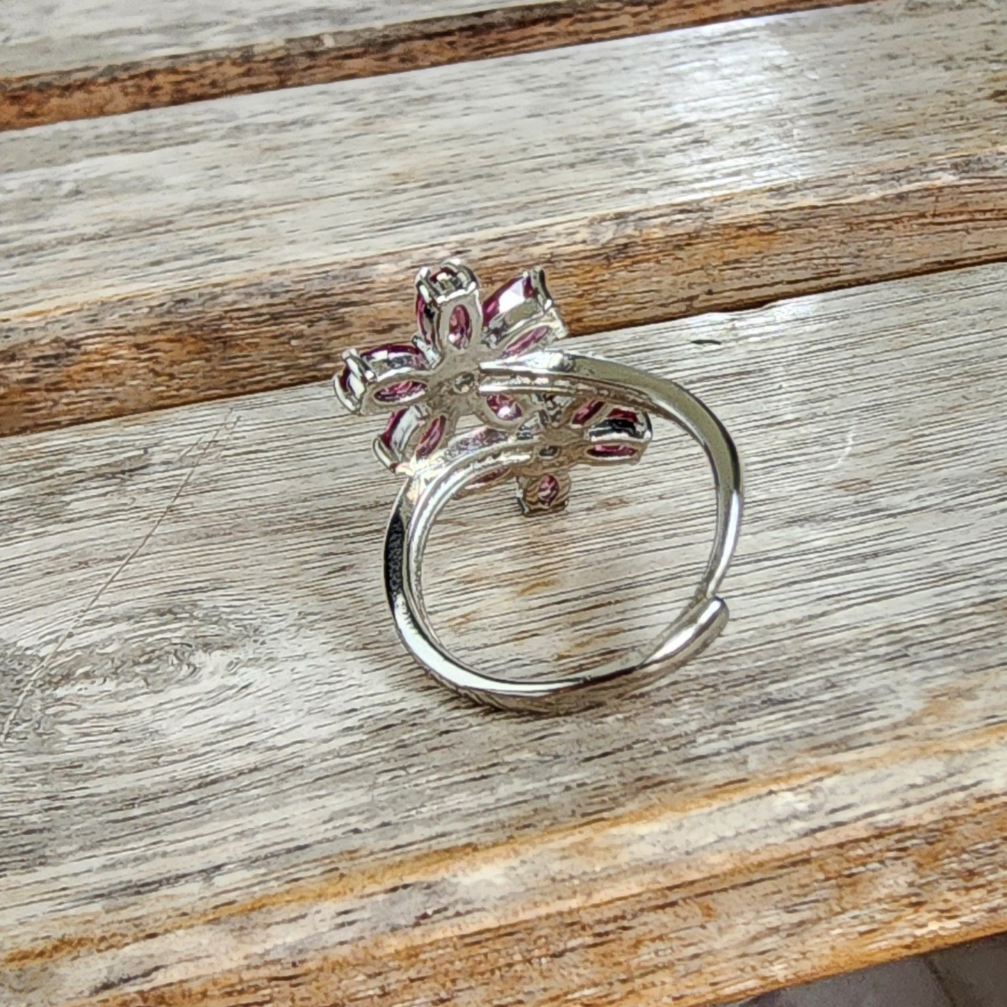 Natural Garnet Adjustable Crystal Ring – Silver Plated Wine Red Gemstone Ring | Energy Jewelry Gift for Women | Cincin Garnet Semula Jadi Boleh Laras