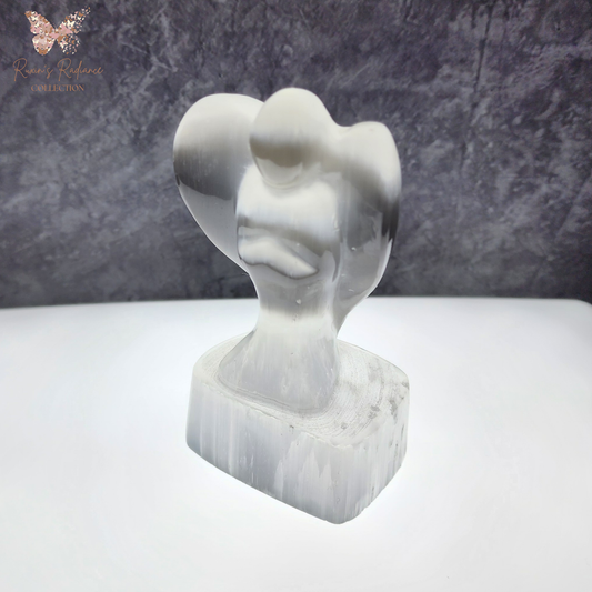 Natural Moroccan Selenite Angel Figurine | Hand-Carved Energy Cleansing Décor | Patung Malaikat Selenite Asli Maghribi