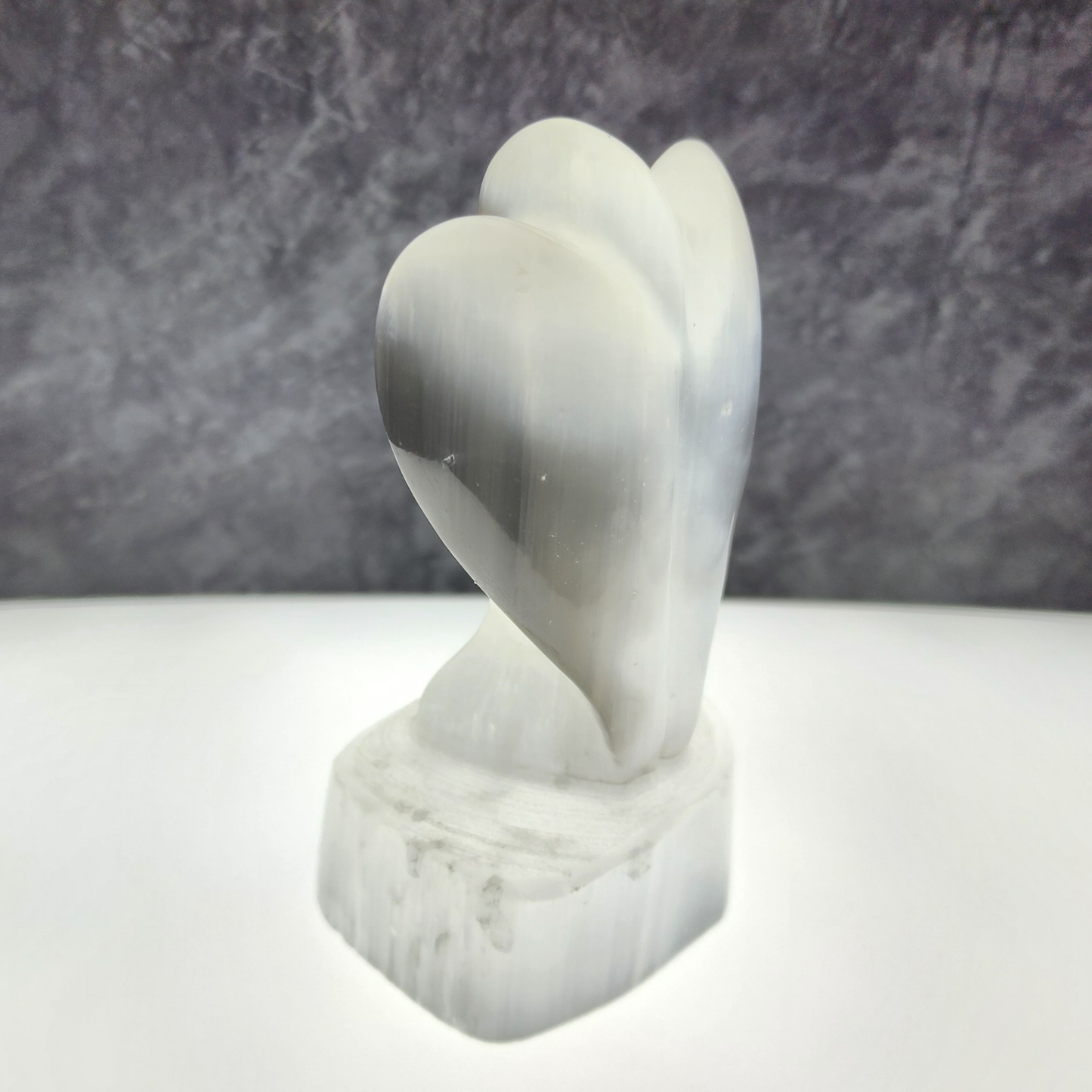 Natural Moroccan Selenite Angel Figurine | Hand-Carved Energy Cleansing Décor | Patung Malaikat Selenite Asli Maghribi