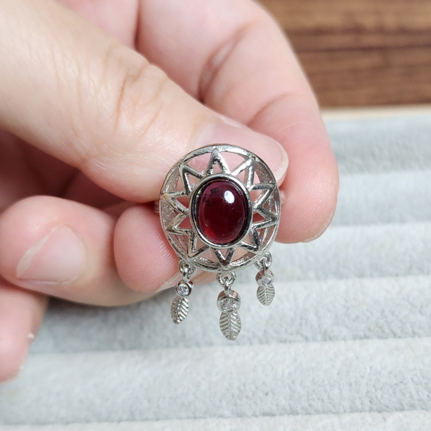 Natural Garnet Adjustable Crystal Ring – Silver Plated Wine Red Gemstone Ring | Energy Jewelry Gift for Women | Cincin Garnet Semula Jadi Boleh Laras