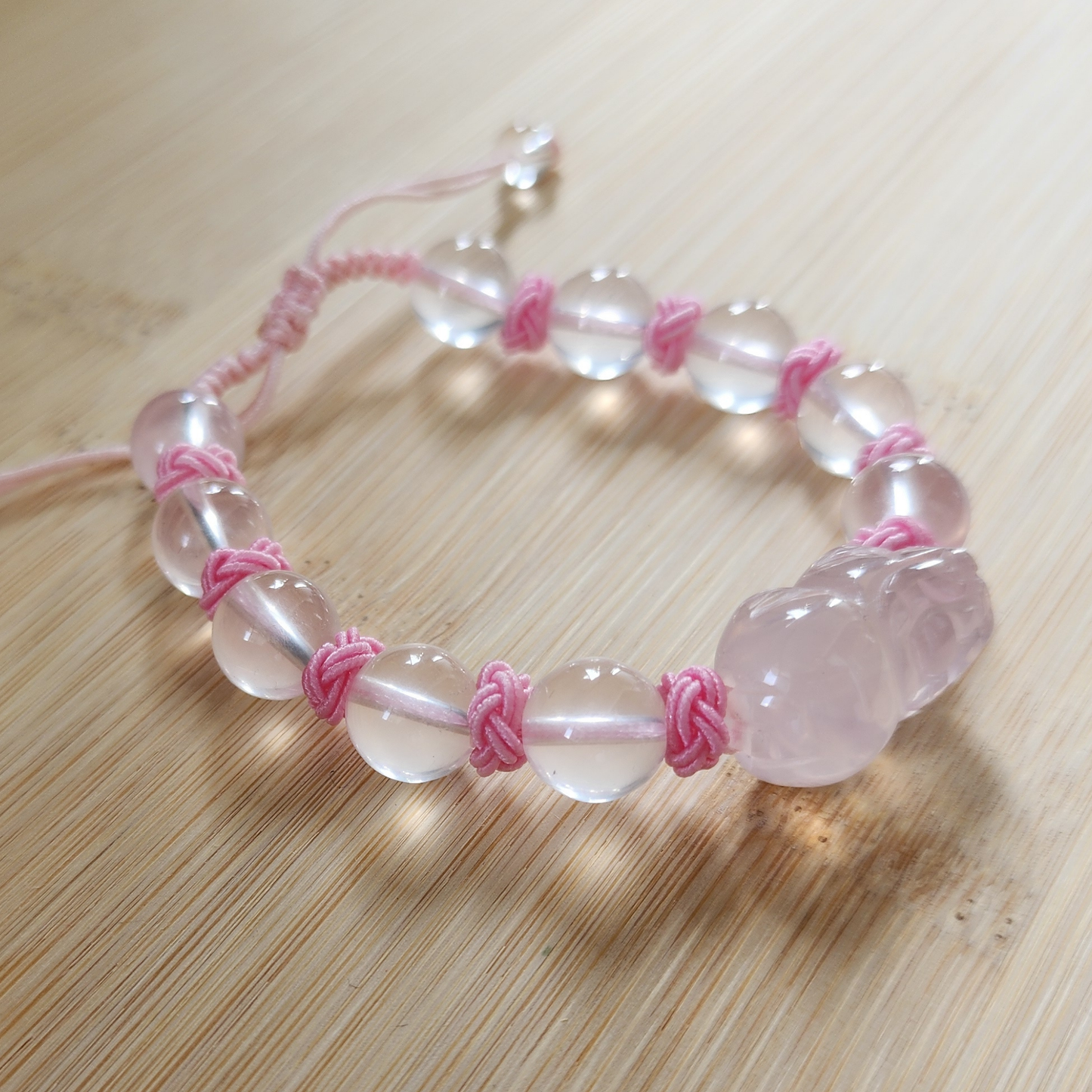 Ice-Grade Rose Quartz Pixiu Bracelet – Love & Healing Charm ‖ Gelang Rose Quartz Gred Ais Pixiu – Cinta & Penyembuhan