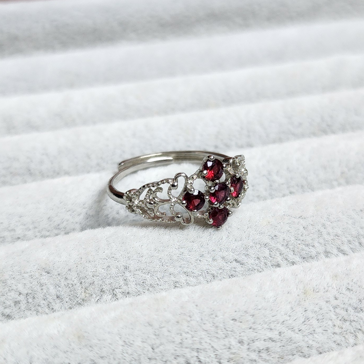 Natural Garnet Adjustable Crystal Ring – Silver Plated Wine Red Gemstone Ring | Energy Jewelry Gift for Women | Cincin Garnet Semula Jadi Boleh Laras