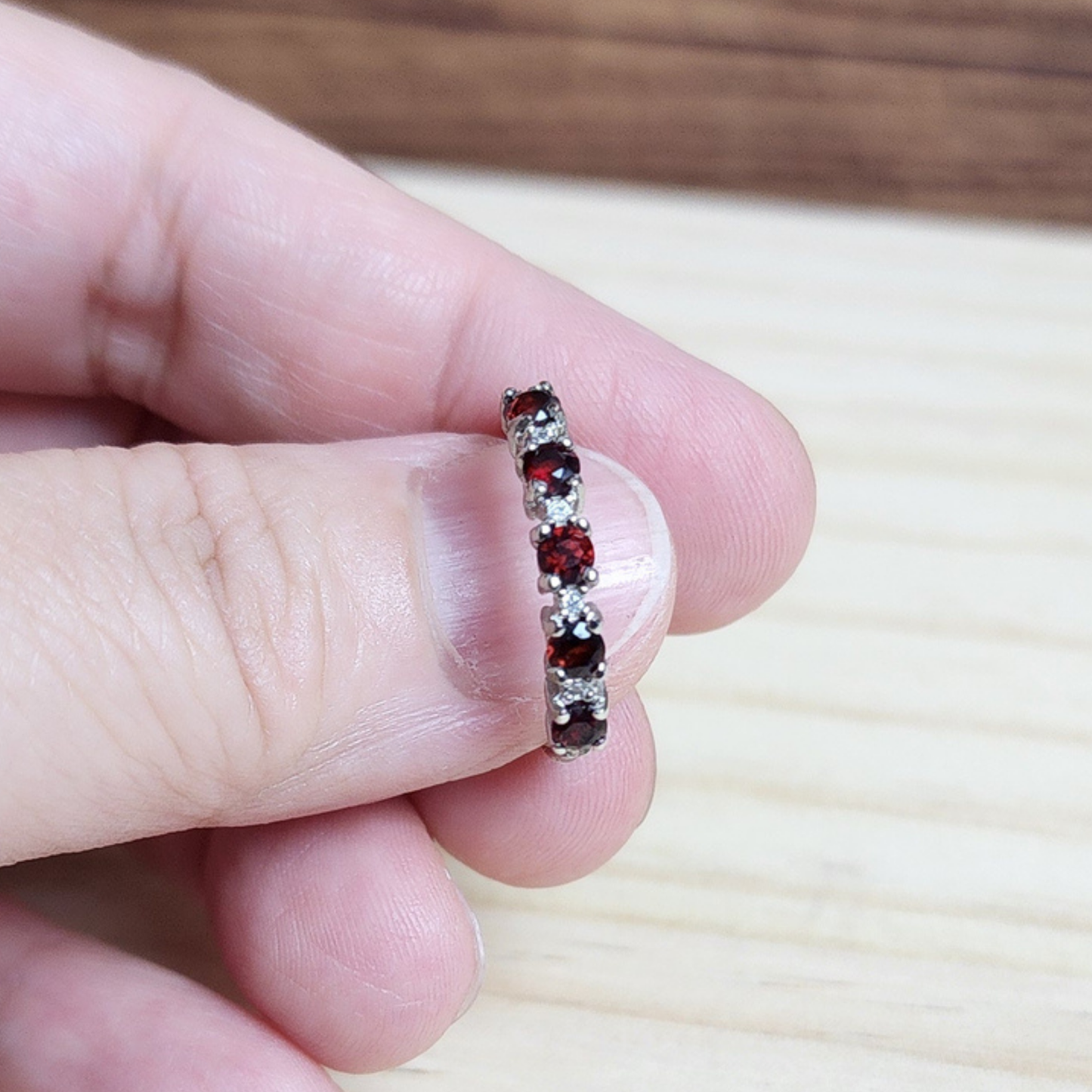 Natural Garnet Adjustable Crystal Ring – Silver Plated Wine Red Gemstone Ring | Energy Jewelry Gift for Women | Cincin Garnet Semula Jadi Boleh Laras