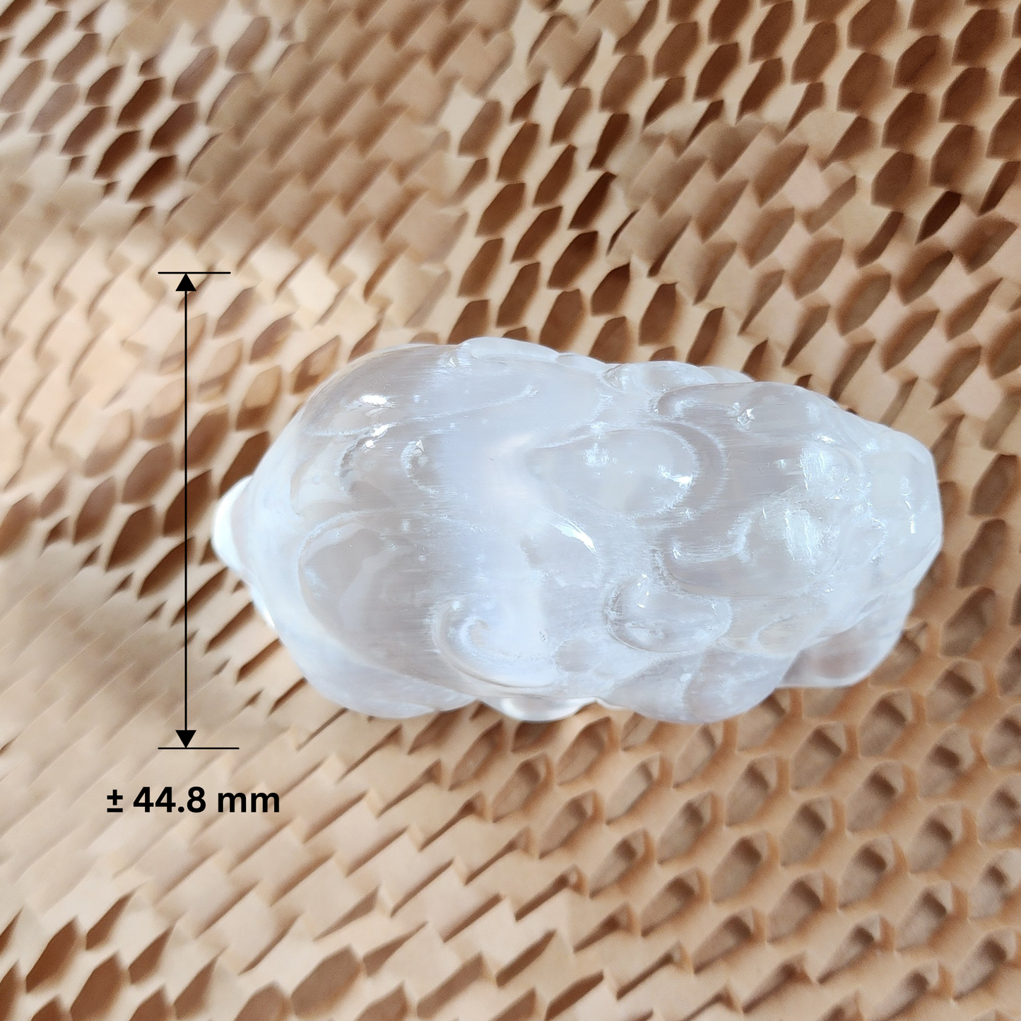 Natural Moroccan Selenite Pixiu Figurine | Hand-Carved Energy Cleansing Décor | Patung Pixiu Selenite Asli Maghribi