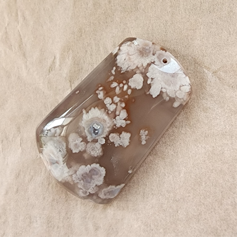 Natural Sakura Agate Pendant | Loket Semula Jadi Sakura Agate | Polished Crystal with Through-Hole for DIY Necklace & Jewelry Making