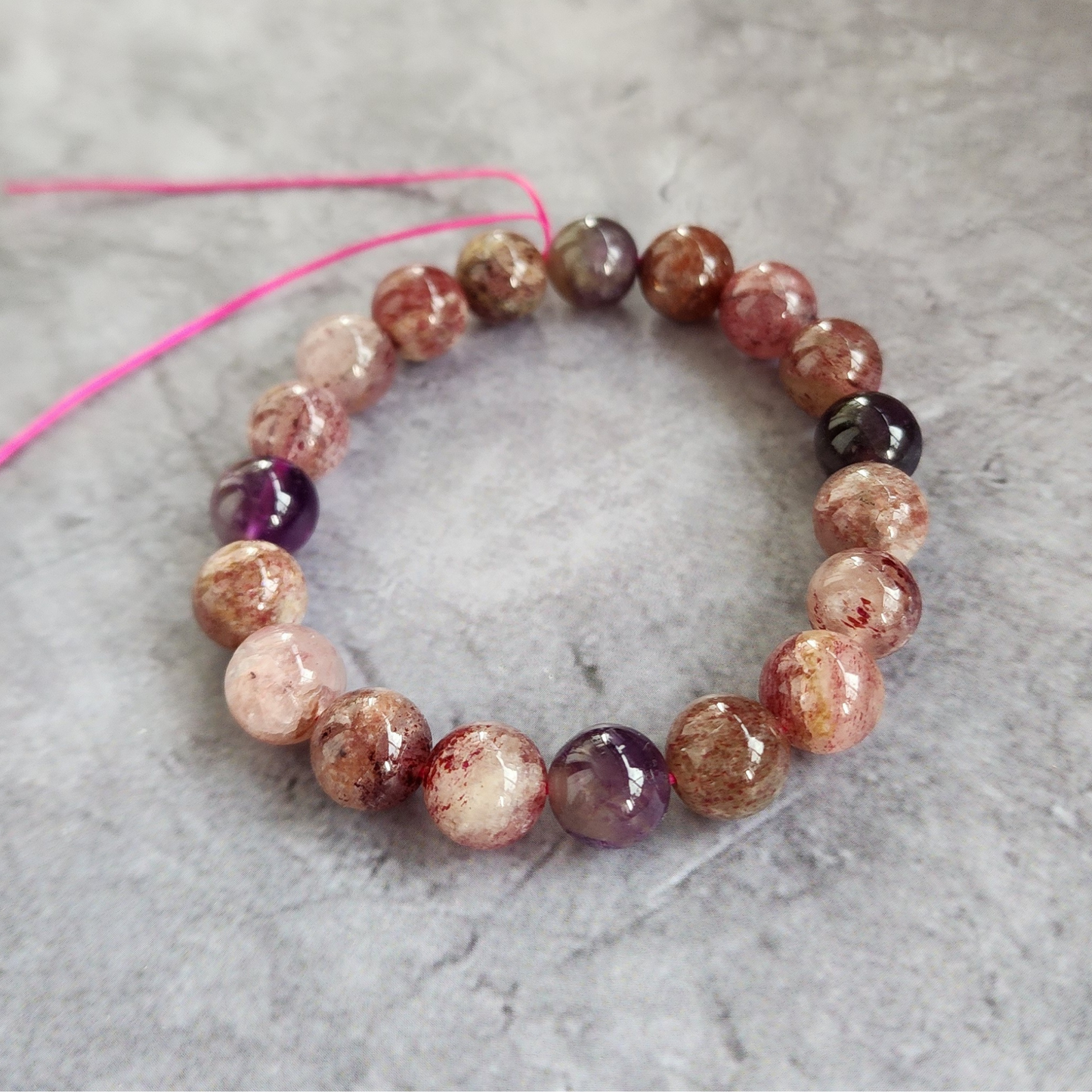 Natural Super 8 Amethyst & Strawberry Quartz Bracelet – Love Energy, Calm & Protection | Gelang Amethyst & Quartz Semula Jadi – Tenaga Cinta & Keseimbangan