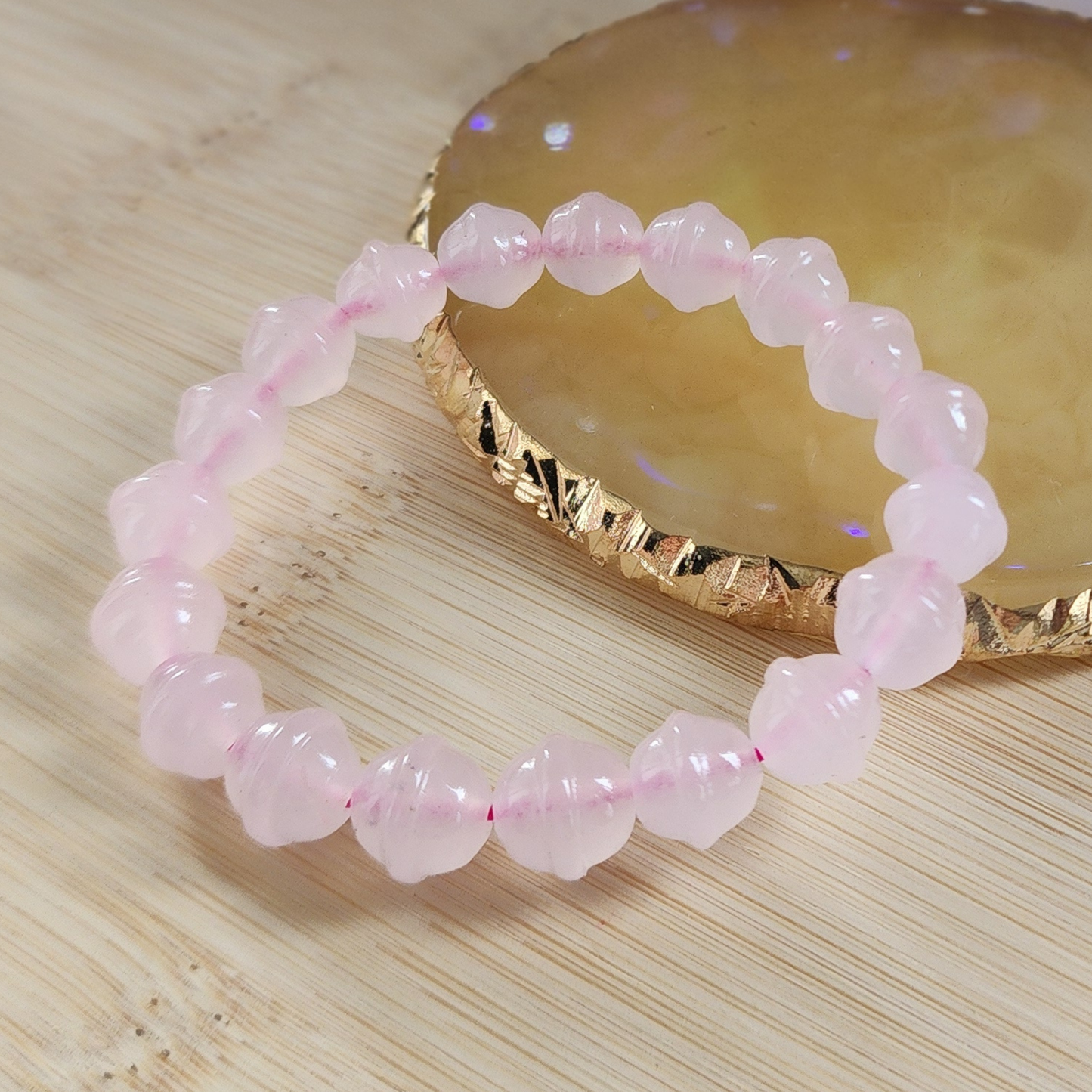 Natural Ice-Grade Rose Quartz Bracelet with Lucky Bell | “Stone of Love” Healing Energy | Attract Love, Calmness & Good Fortune | Handmade Crystal Jewelry ‖ Gelang Rose Quartz Gred Ais dengan Loceng Tuah – Penyembuhan & Tuah Baik