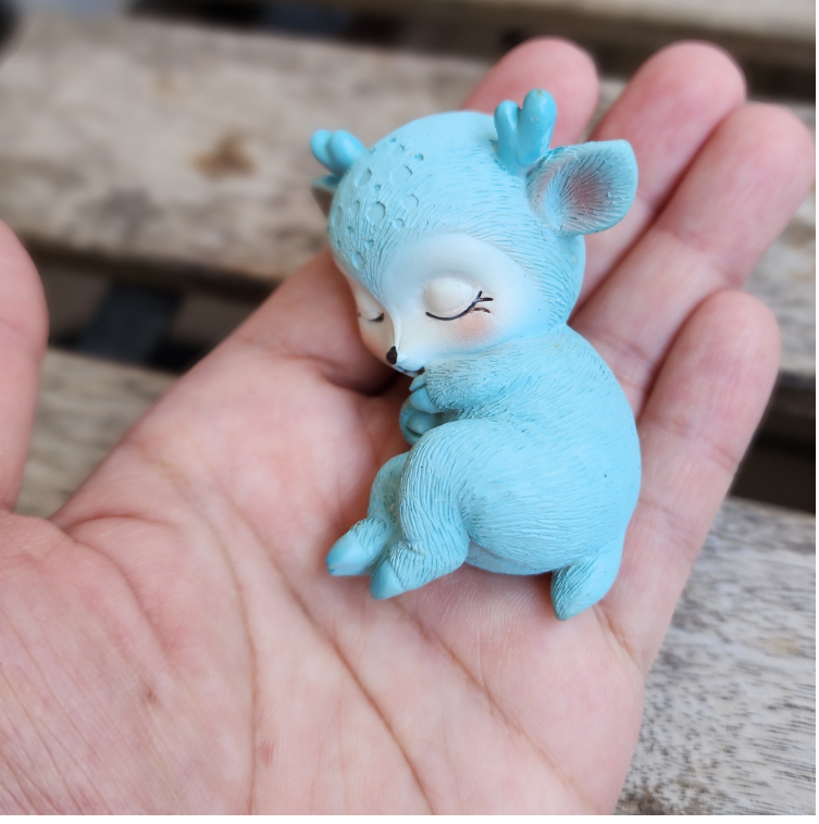 Sleeping Deer Resin Figurine  Handmade Creative Animal Ornament for Kids Room, Bedroom, Office or Living Room | Cute Fawn Baby Sculpture | Home Décor, Table Decoration, Wedding Gift, Birthday Party Cake Topper & Sweet Dessert Table Decoration
