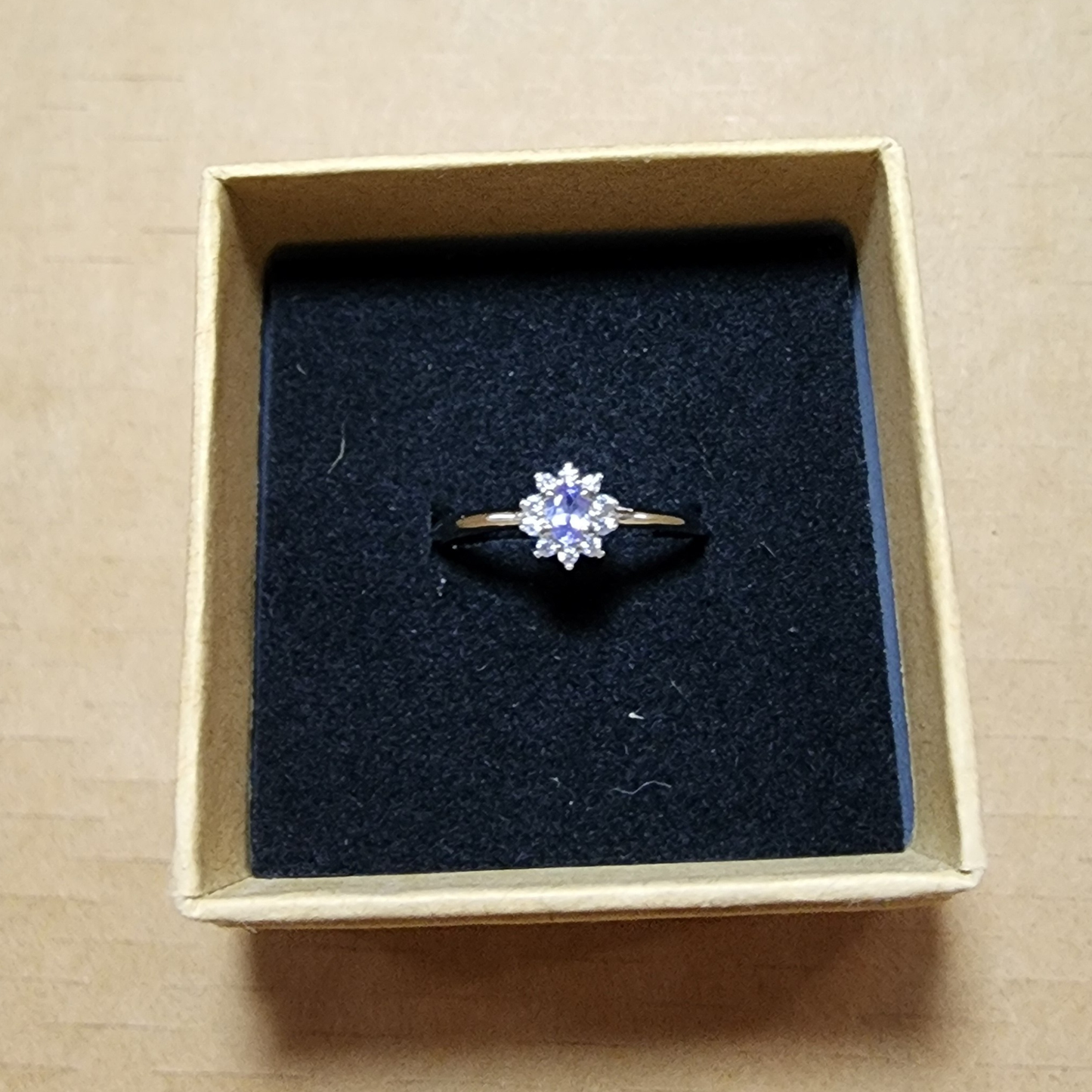 Natural Tanzanite Adjustable Ring | Silver-Plated Floral Solitaire Minimalist Open Ring | Cincin Tanzanite Semula Jadi Bersadur Perak | Rekaan Bunga Minimalis Boleh Laras