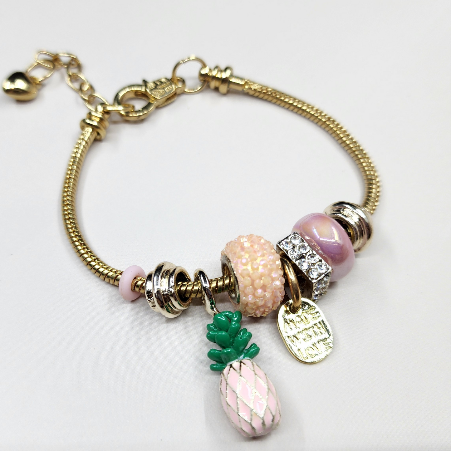 Ruxin Radiance Handmade Pineapple Charm Bracelet – Glass Beads & Rhinestones 手工菠萝魅力手链 – 玻璃珠水晶 Gelang Tangan Manik & Aloi – Charm Nanas
