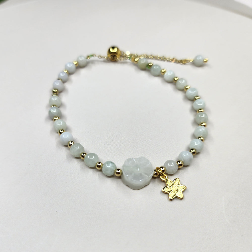 Ruxin’s Rosie White Jade/Gold Tone Beaded Bracelet 瑞馨光彩 - 白玉玫瑰/金珠手链 Ruxin Rosie – Gelang Manik Jade Putih/Warna Emas