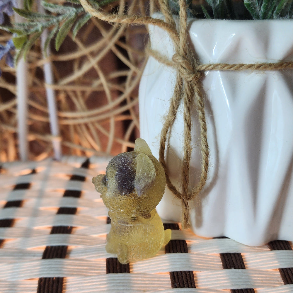 Ruxin's Radiance: Crystal Pomeranian – Stone Resin Deco 博美犬水晶滴胶萌宠 Anjing Pomeranian Kristal – Batu Resin