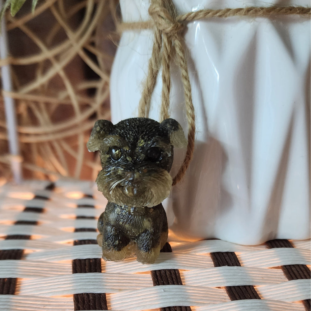 Ruxin's Radiance: Dark Green Iron Tone Schnauzer – Stone & Resin Deco 墨铁雪纳瑞：碎石滴胶 Anjing Schnauzer Warna Besi Hijau Gelap