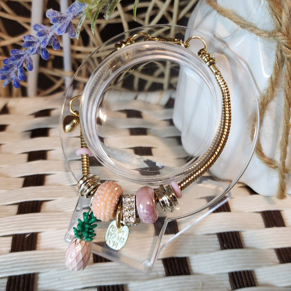 Ruxin Radiance Handmade Pineapple Charm Bracelet – Glass Beads & Rhinestones 手工菠萝魅力手链 – 玻璃珠水晶 Gelang Tangan Manik & Aloi – Charm Nanas